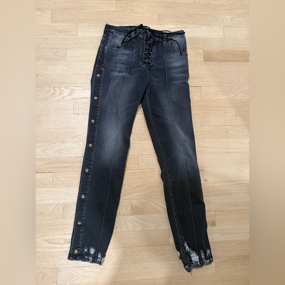 Ben Traverniti Unravel Project Women's Black Distressed Jeans - Picture 2 of 7